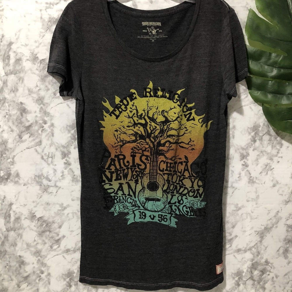 True Religion  Graphic T-shirt Womens Size Medium Short Sleeve